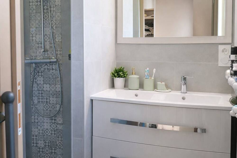 New house with garden near Dinard, 300 m from the banks of the Rance river in La Richardais, Saint-Malo und Umgebung