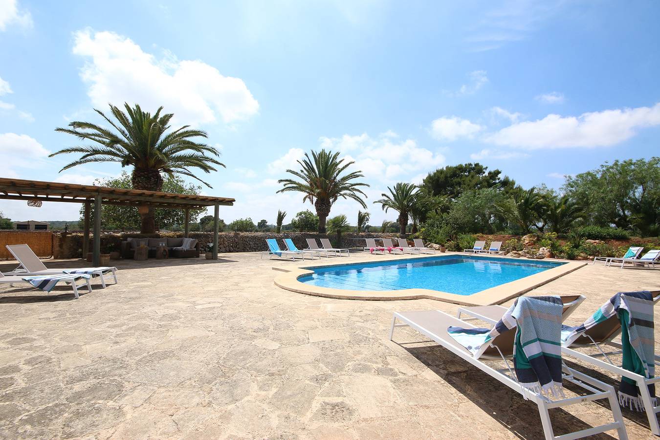Casa de campo 'Son Rossinyol' con vistas a la montaña, piscina privada y Wi-Fi in Campos, Mallorca Sur