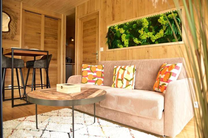 Location de vacances pour 2 personnes, avec piscine et sauna ainsi que vue et jardin à Quistinic - 3