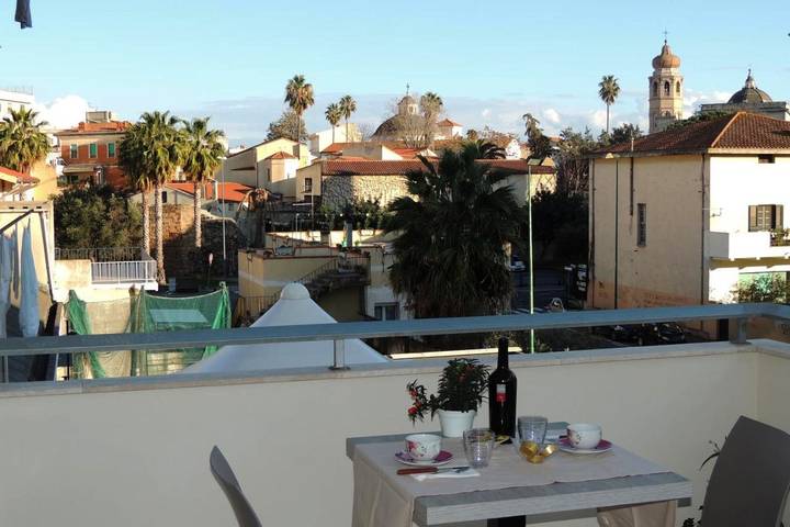 Location de vacances pour 3 personnes, avec vue et balcon à Oristano - 3