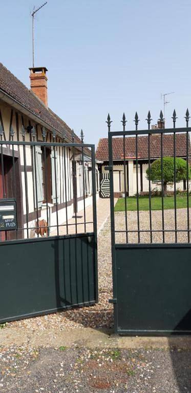Cottage pour 2 personnes, avec vue et jardin à Francheville (Eure)