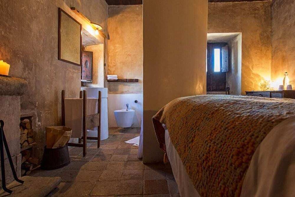 Casa Chiarelli in Santo Stefano di Sessanio, Gran Sasso