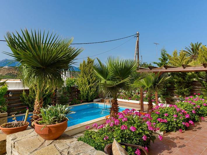 Ferienhaus für 5 Personen, mit Terrasse und Pool sowie Garten in Pitsidia - 3