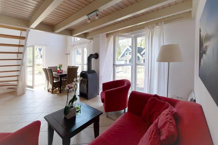 Ferienpark für 6 Personen, mit Garten und Terrasse sowie Sauna und Whirlpool, mit Haustier in Bad Saarow