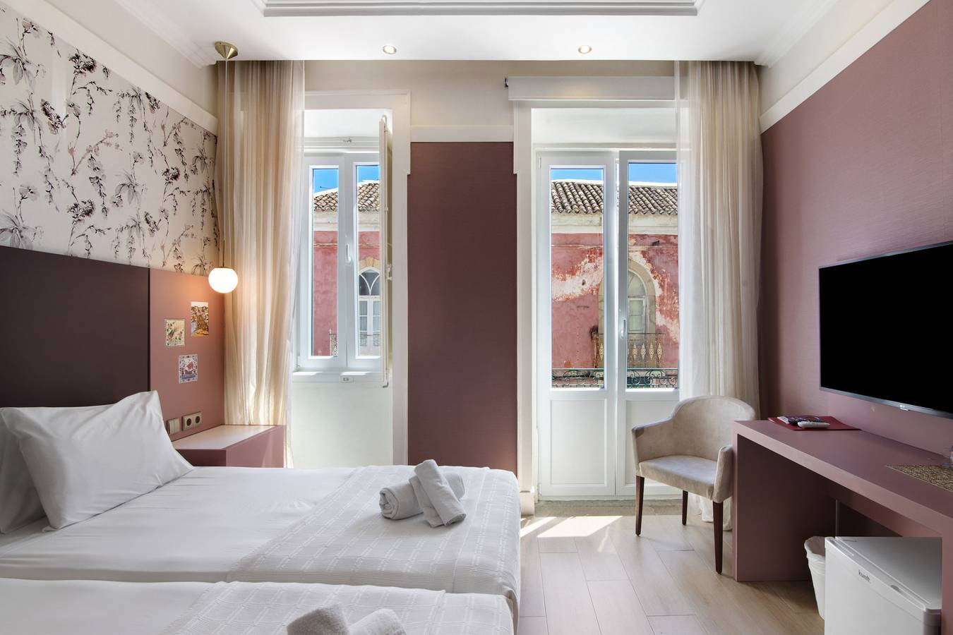 Zimmer 'Quarto Twin Comfort Plus 101' mit gemeinsamer Terrasse, Wlan und Klimaanlage in São Pedro, Faro