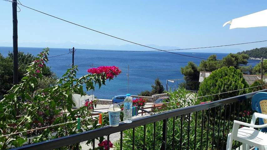 Ferienhaus für 3 Personen, mit Ausblick und Terrasse sowie Garten auf Skopelos - 2