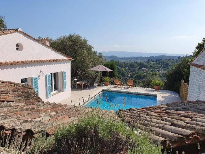 Casa de vacaciones para 4 personas, con piscina además de vistas y jardín - 1