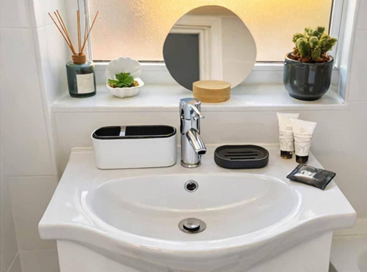 Ganze Wohnung, 4 Bed Contractor Apartment with Parking Central Banbury in Banbury, Oxfordshire