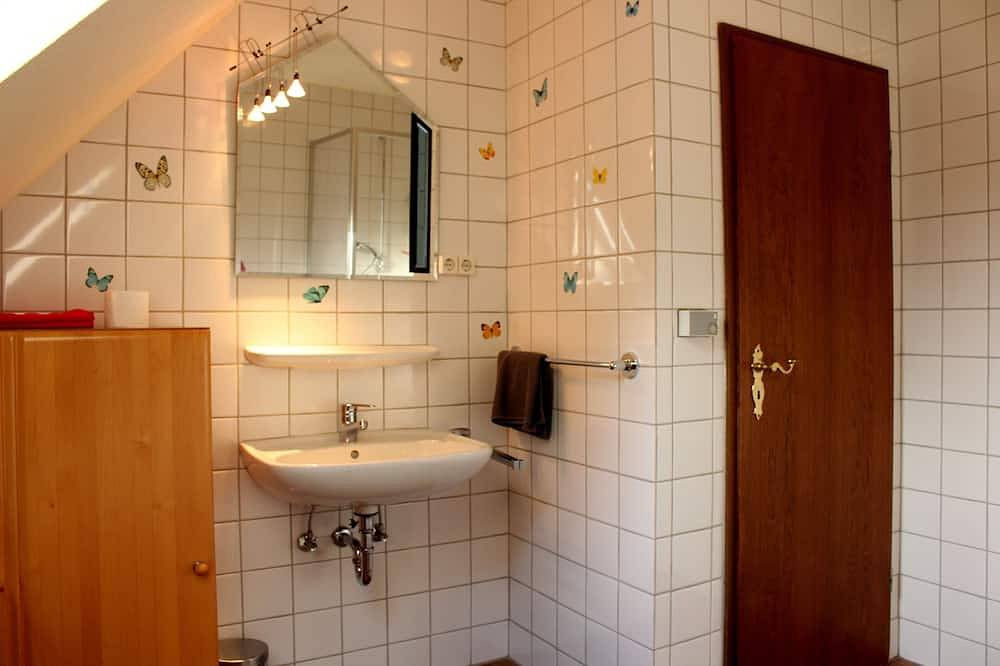 Ganze Wohnung, Großzügige Wohnung direkt am Fürstenauer Schloß in Fürstenau, Metropolregion Bremen-Oldenburg