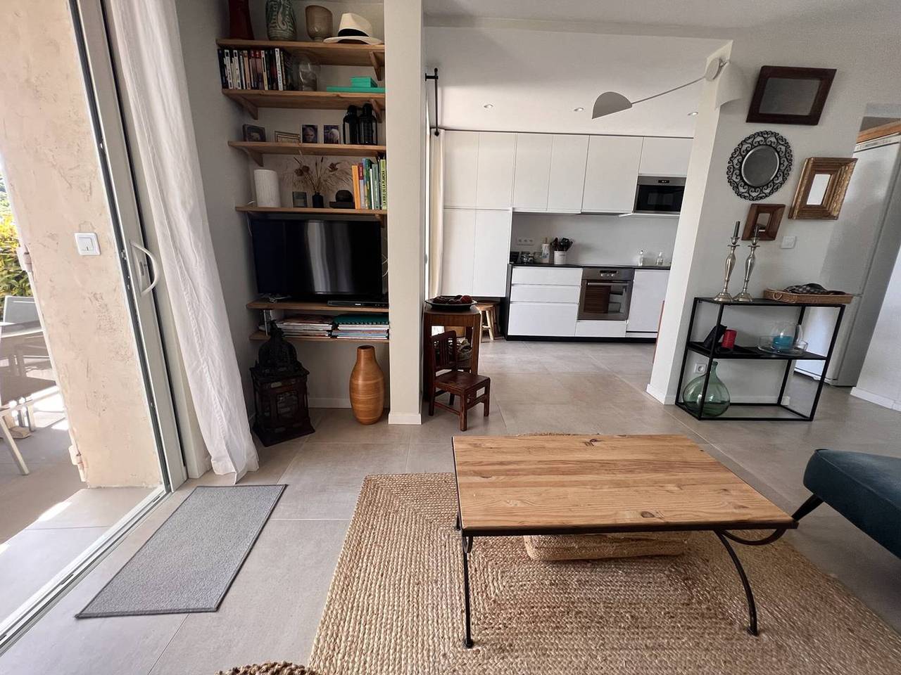 Mas 2 chambres avec piscine, tennis, parking et wifi in La Croix-Valmer, Région de Draguignan