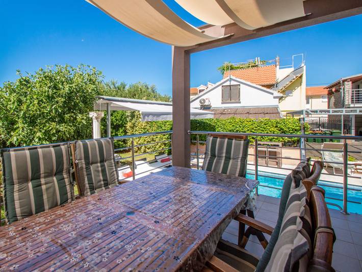 Slava i Oksana in Tribunj, Šibenik-Knin