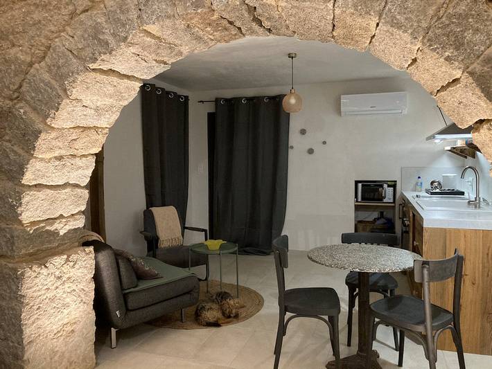 Gîte pour 2 personnes, avec jacuzzi et terrasse dans Parc naturel régional de Corse - 3