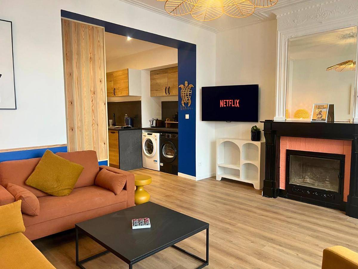Appartement entier, Four-Bedroom Apartment in Bourbourg, Région de Dunkerque