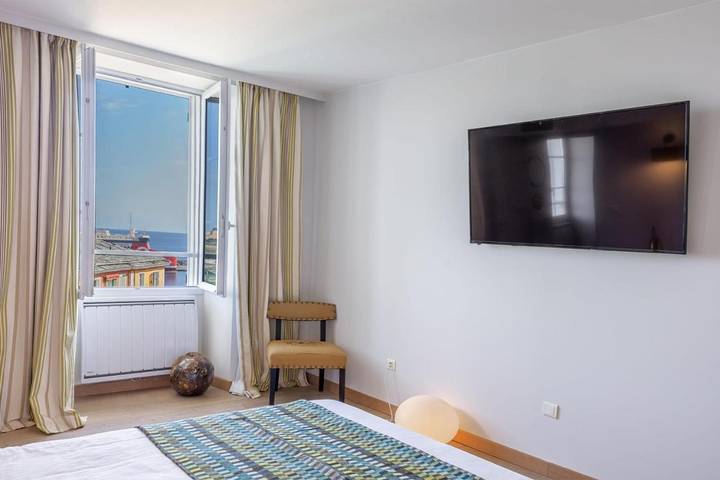 Gîte pour 6 personnes, avec balcon dans Office de Tourisme de Bastia - 4