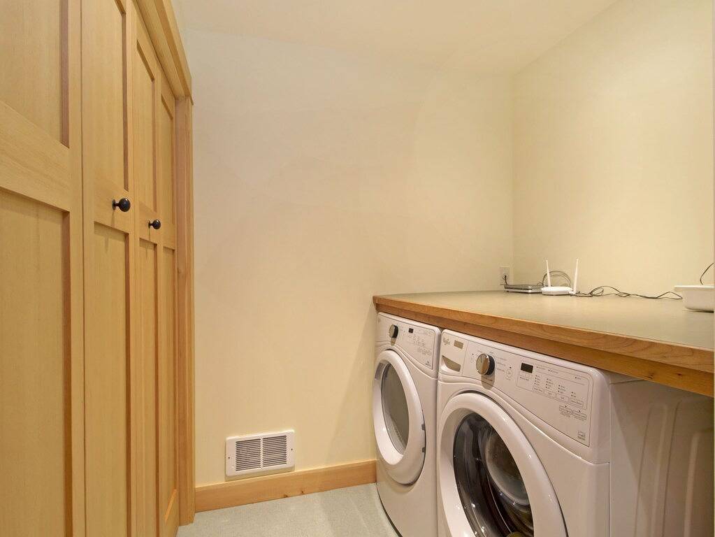 Neue Auflistung! Wasserfront -Westcott Bay bei Roche Harbor! (Oyster Beach House) in Roche Harbor, San Juan Island