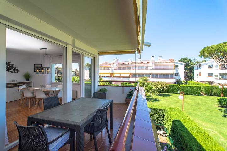 Apartamento entero, Bf-5 Bonito apartamento, en comunidad con piscina in Platja de Port Bo (Palafrugell), Palafrugell