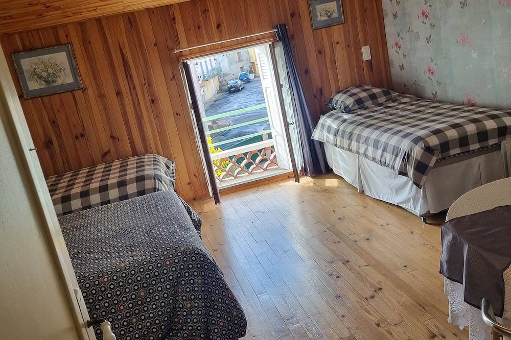 Le lorrain 3 chambres d'hôtes Dans  un village agréable au bo de l Aude in Campagne-sur-Aude, Parc naturel régional Corbières-Fenouillèdes