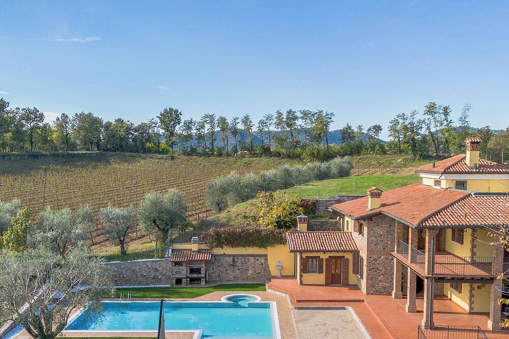 Villa esclusiva in Franciacorta, Villa Asteria in Erbusco, Franciacorta