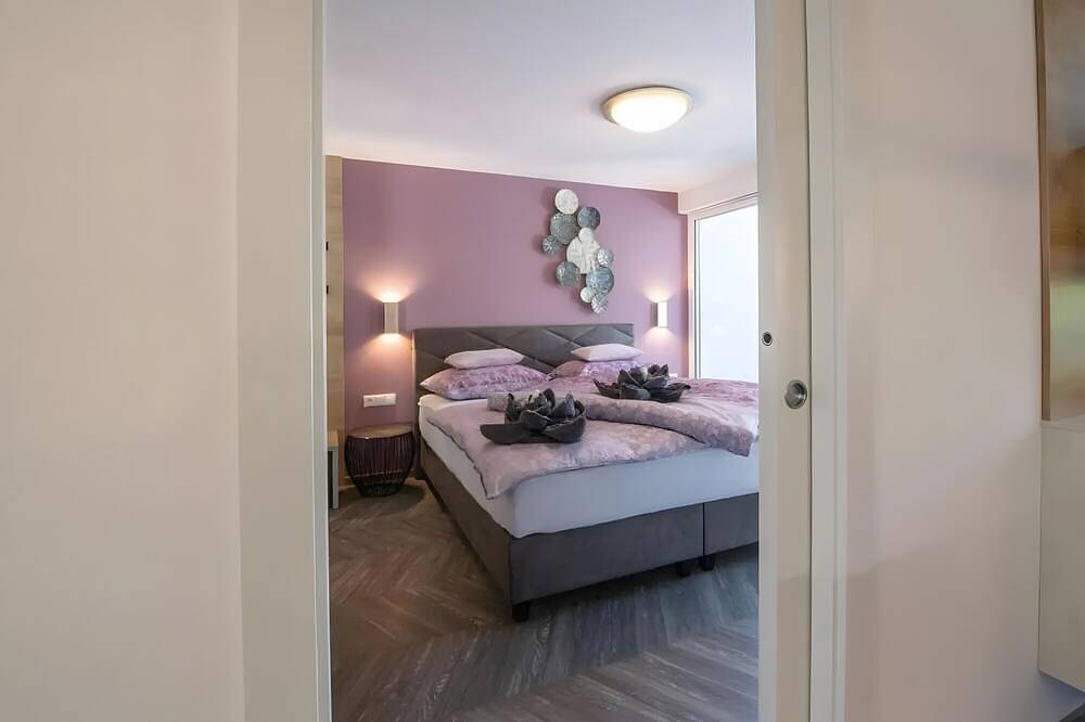 Entire apartment, Apartment 'Roland' with Mountain View, Private Terrace and Wi-Fi in Millan, Brixen