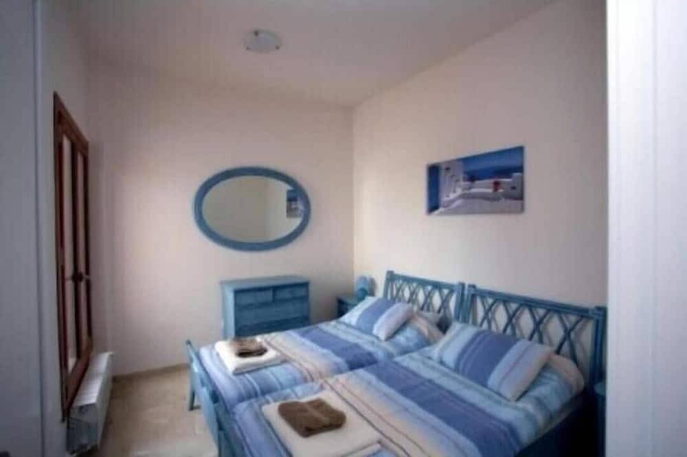 1st Line Golf Villa 2, private Heated Pool and sky Package, 20 mins Murcia /city in Murcia, Murcia Entroterra