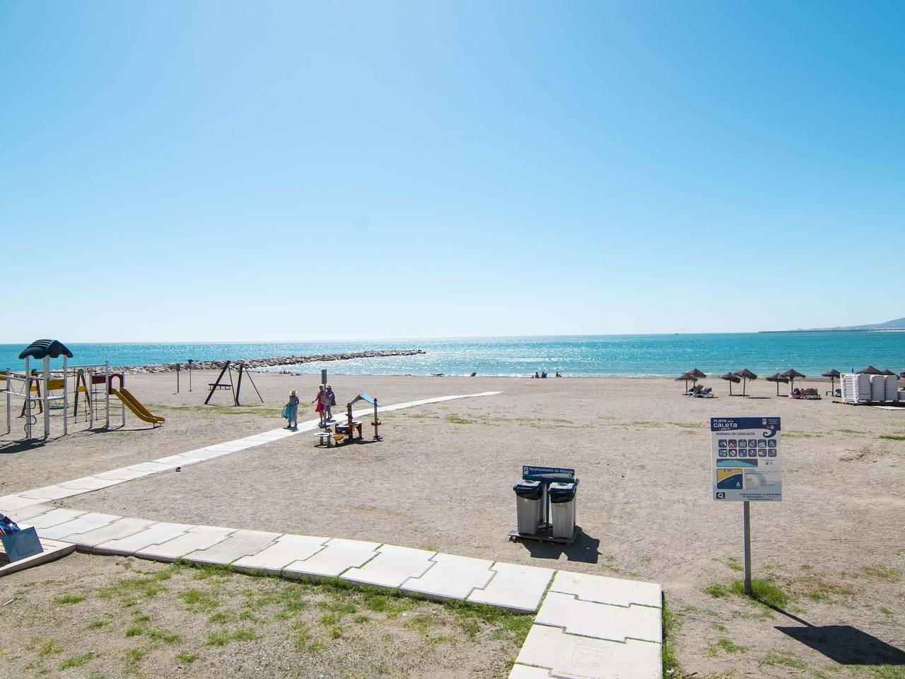 Hel semesterlägenhet, Lägenhet för 4 Personer med havsutsikt in Playa de la Caleta, Malaga