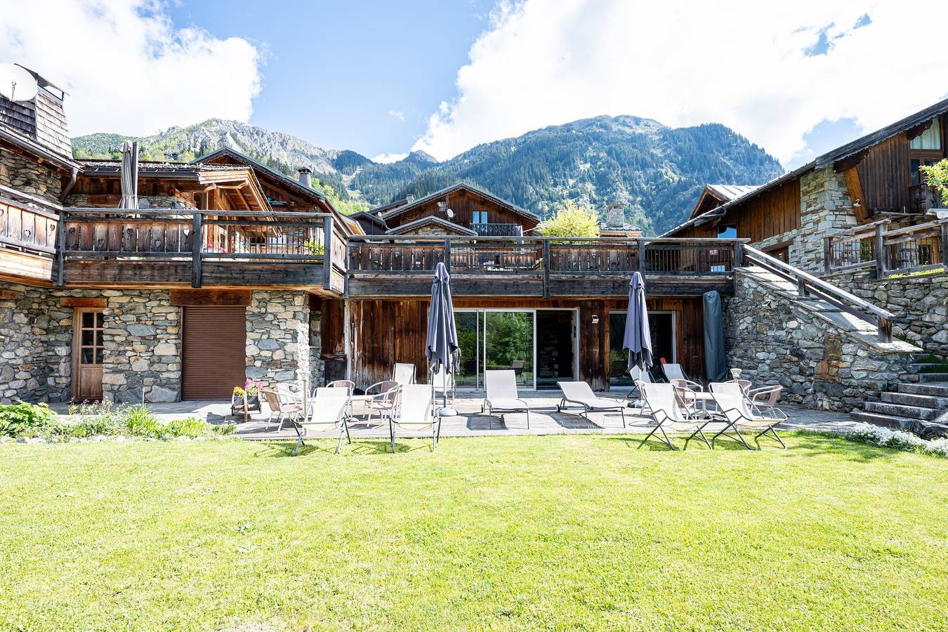 Luxuriöses Chalet mit Sauna & privatem Whirlpool, Pool & Spa gemeinsam mit zweitem Chalet in Champagny-en-Vanoise, Nationalpark Vanoise