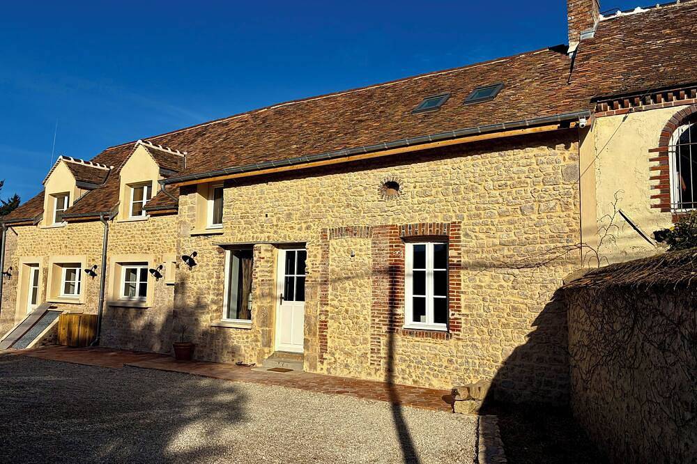 Maison coup de cœur 1h15 Paris jacuzzi campagne Fontainebleau Moret Sur Loing in Lorrez-le-Bocage-Préaux, Seine-et-Marne