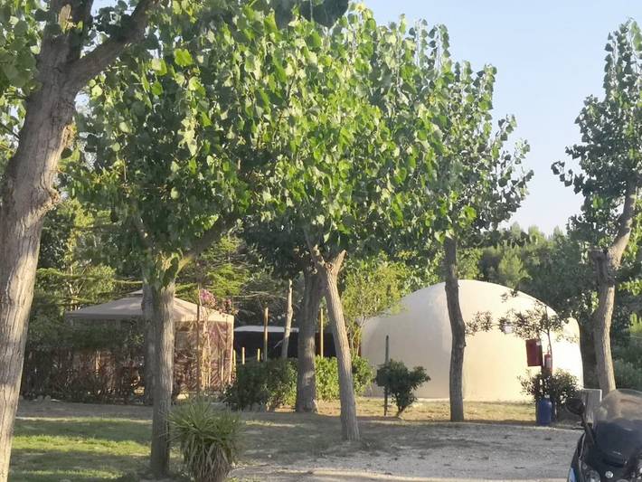 Camping für 6 Personen, mit Terrasse und Garten in den Abruzzen
