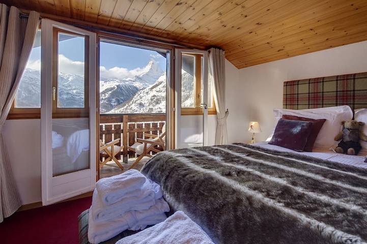 Chalet Bergheim - Unique, Private, Ski-in/ski-out Swiss Mountain Chalet in Zermatt, Walliser Alpen