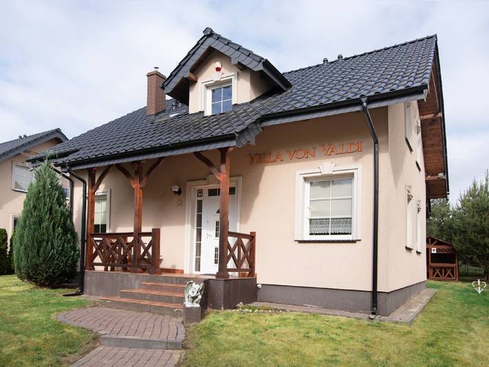 Casa de vacaciones para 6 personas, con terraza además de jardín y sauna - 1