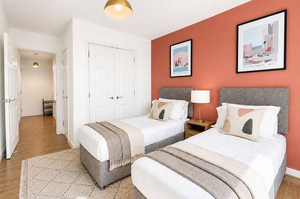 Ganze Wohnung, 2 Bedroom 2 Bathroom Apartment in City Centre in Milton Keynes, Südostengland