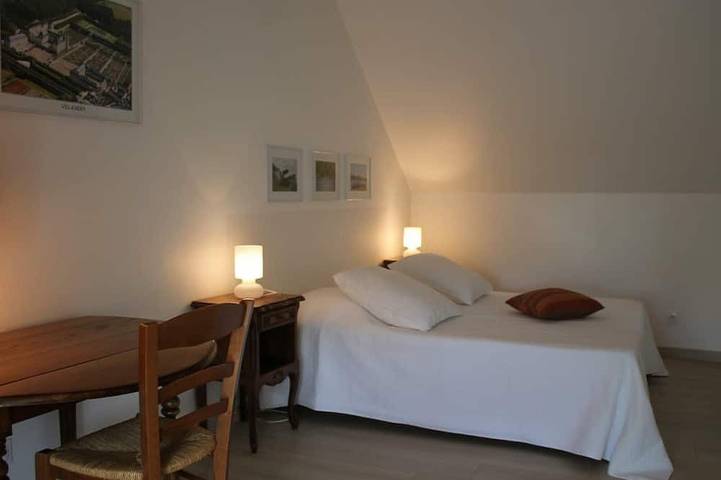 Gîte pour 4 personnes, avec jardin à Savigny-en-Véron - 2