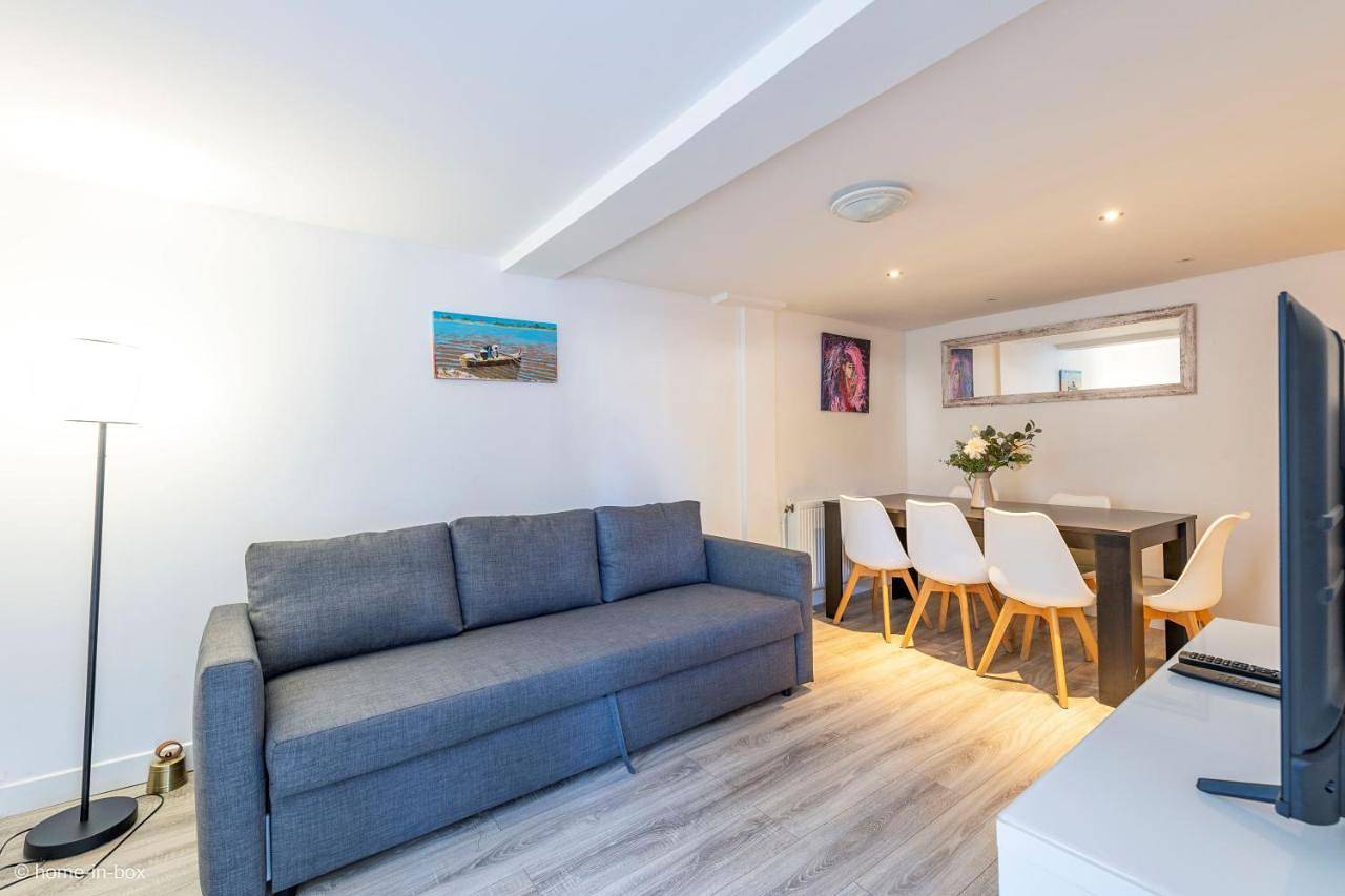 Appartement entier, Appartement spacieux 2 Ch - 2 Sdb - Proche Paris et Disneyland in Noisy-le-Grand, Seine-Saint-Denis