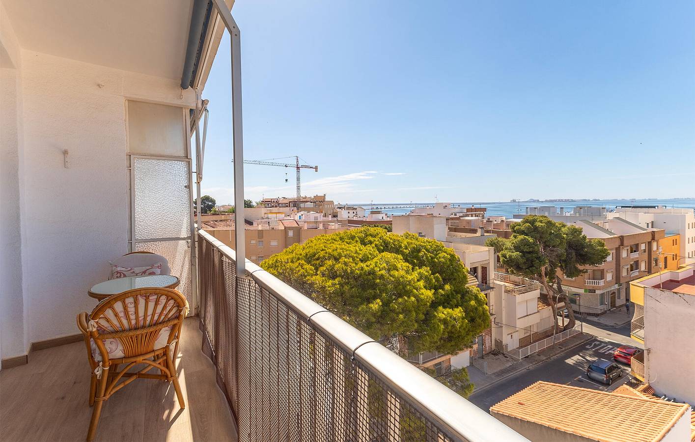 Apartamento vacacional entero, Acogedor Apartamento con Terraza cerca de Playa Barnuevo in San Pedro del Pinatar, Costa Cálida