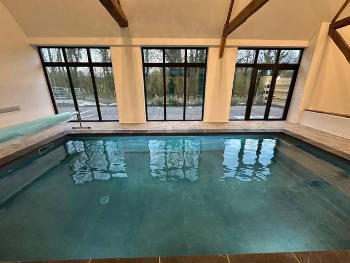 Gîte pour 10 personnes, avec piscine ainsi que vue et jardin à Éperlecques - 2