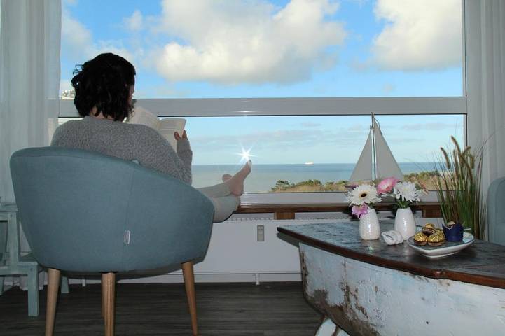 Ferienwohnung für 2 Personen, mit Meerblick und Balkon sowie Balkon/Terrasse und Sauna in Sahlenburg