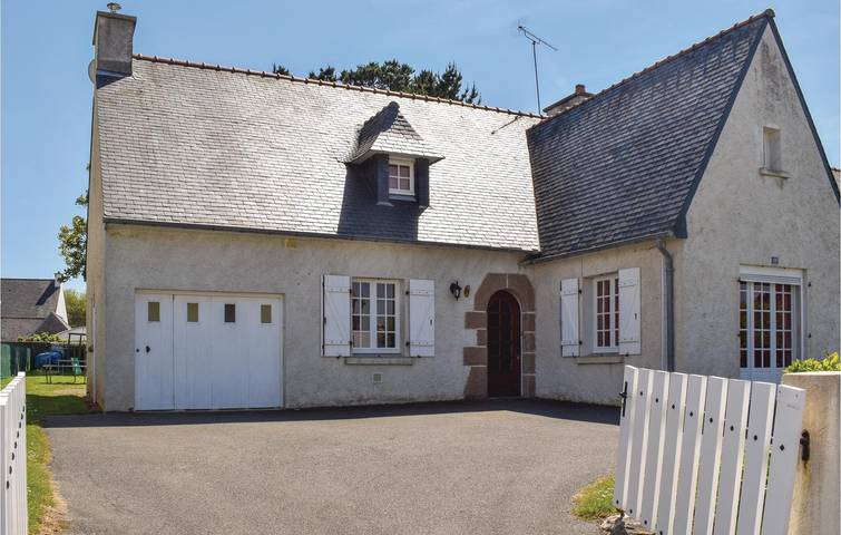 Maison de vacances pour 6 personnes, avec Terrasse et Jardin à Ploumilliau