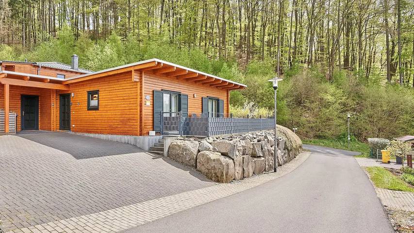 Ferienhaus für 6 Personen, mit Sauna und Garten sowie Balkon - 1