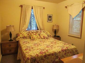 Chalet for 24 Guests in Killington, Vermont, Picture 2