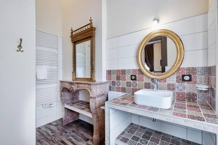 Location de vacances pour 15 personnes, avec piscine et vue ainsi que sauna et terrasse à Burnand - 3