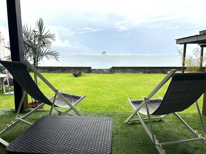 Location de vacances pour 2 personnes, avec vue et jardin, animaux acceptés dans Teahupo'o