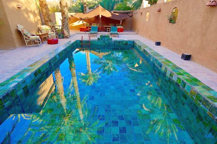 Maison d’hôte pour 4 personnes, avec piscine ainsi que jardin et vue