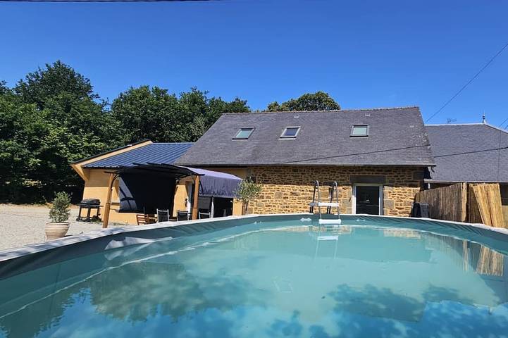 Location de vacances pour 10 personnes à Couesmes-Vaucé