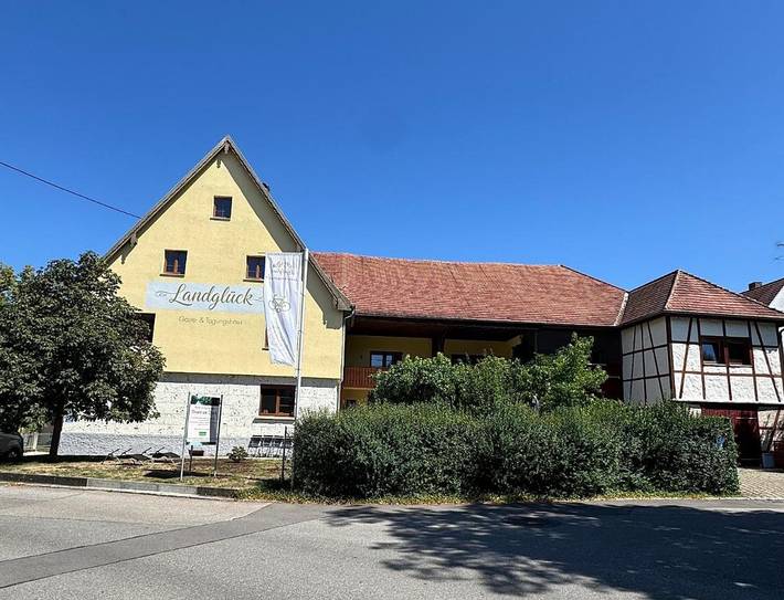 Hotel, mit Terrasse und Garten in Riedlingen