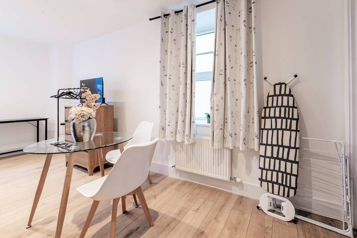 Apartamento vacacional entero, Central - Stay 2 - Near Transport - Paid Parking in Kent