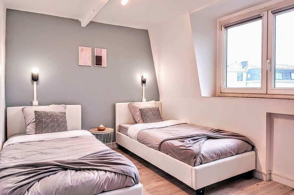 Japandi 4 chambres, Wifi, proche parc Barbieux in Croix (homonymie), Région de Lille