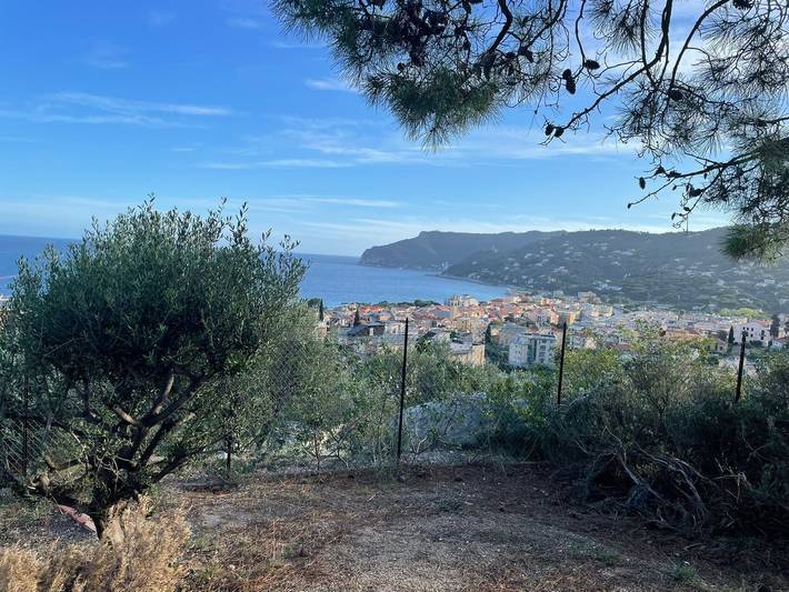 Appartamento intero, Appartamento "Villetta My Sea" con vista mare e Wi-Fi in Spotorno, Riviera di Ponente