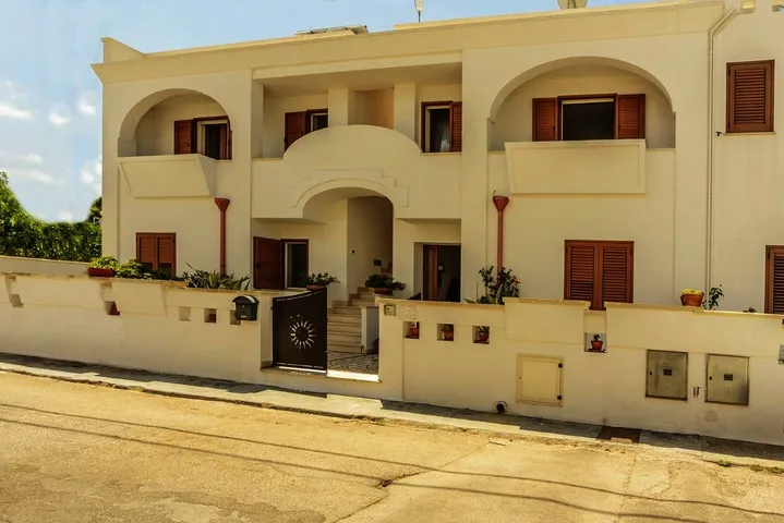 Appartamento vacanze per 3 persone, con panorama e balcone, adatto a famiglie con bambini - 1