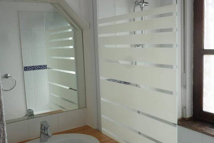 Ganze Wohnung, Thonon-Wohnung ganz in der Nähe des Zentrums von Spa mit eigenem Parkplatz in Thonon-les-Bains, Thonon-les-Bains und Umgebung