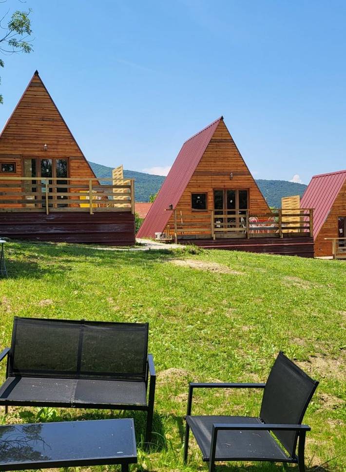 Maison de campagne pour 5 personnes, avec piscine et jardin dans La Motte-Fanjas